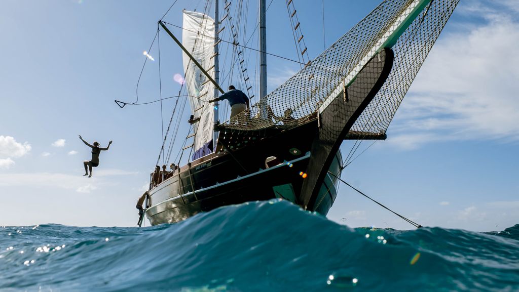 Set Sail with Sailaway Tour Aruba
