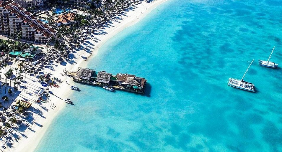 A Guide To The Happiest Beach Bars In Aruba Visit Aruba Blog