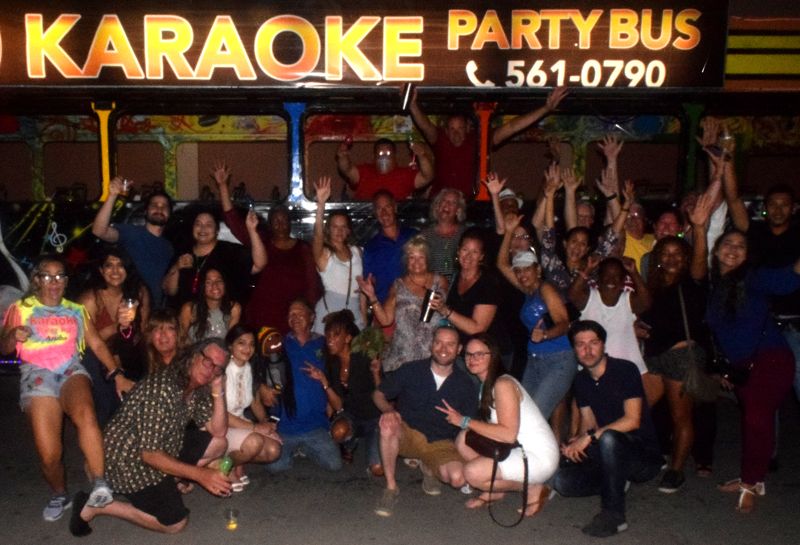 karaoke-party-bus-group-shot-aruba-visitaruba-blog-800