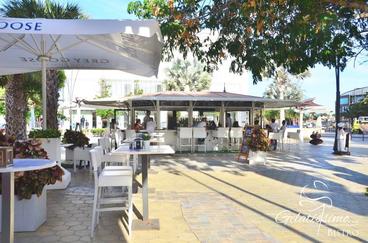 gelatissimo-bistro-bar-happy-hour-in-aruba-blog-by-megan-rojer-visitaruba