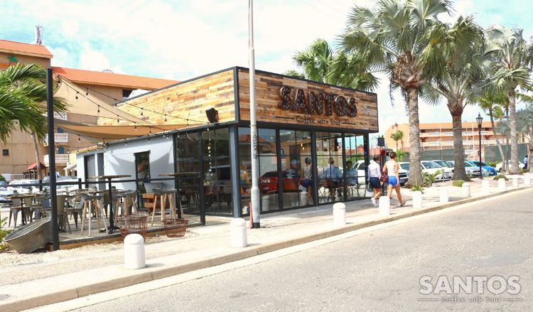 santos-coffee-with-soul-happy-hour-wines-mojitos-beer-aruba-visitaruba-blog