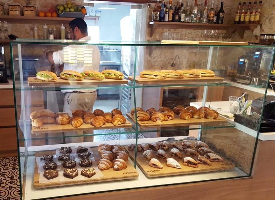 Aruba-Experience-patisserie-and-cafe-visitaruba-bakery