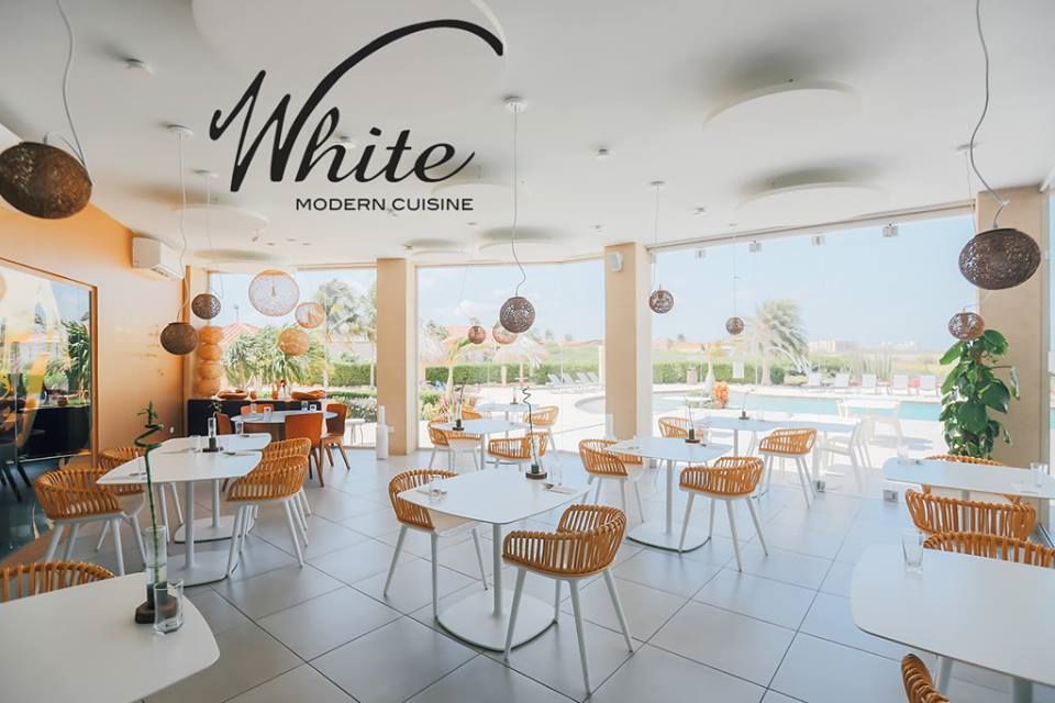 White-modern-cuisine-aruba-visitaruba