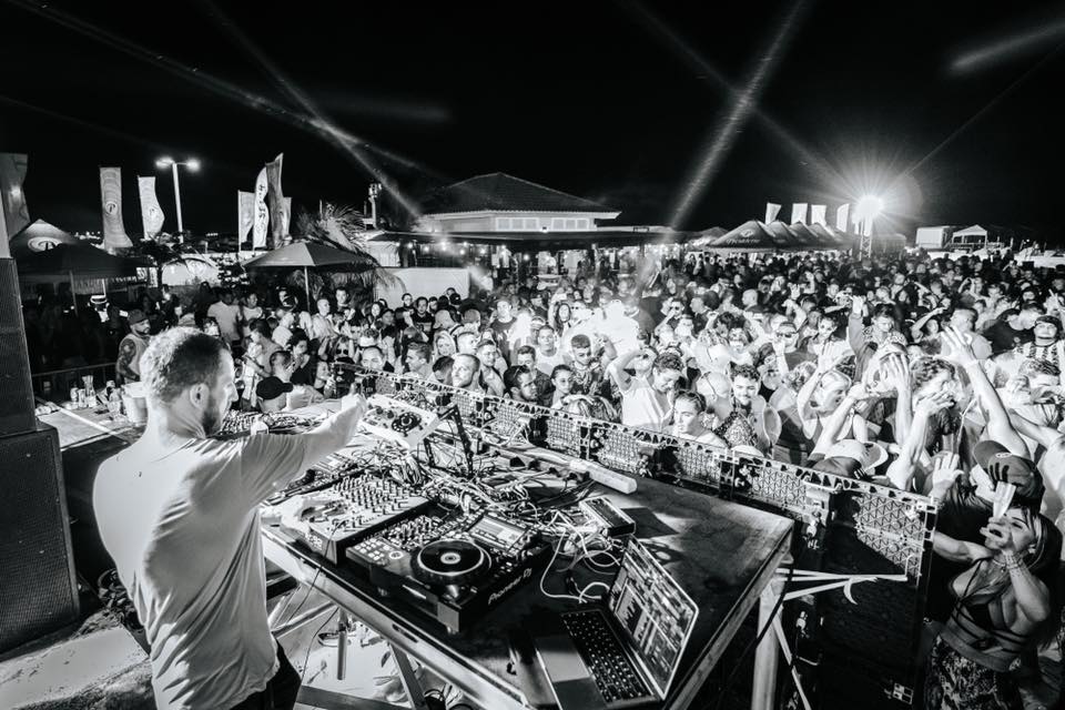 EF-Electric-Festival-Beach-Party-Aruba-Island-TakeOver-2018-VisitAruba-Blog