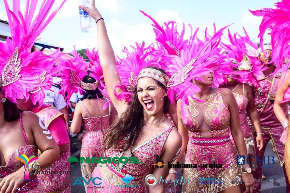 champagne-carnival-group-aruba-visitaruba-blog-megan-rojer