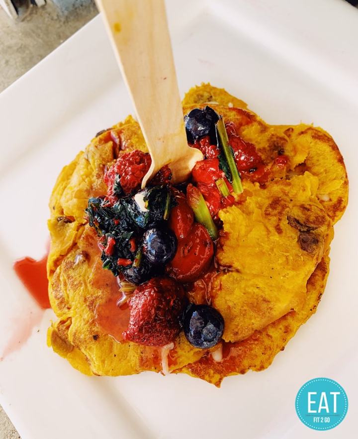 photo-by-Eat-Fit-2-Go-pumpkin-pancakes-healthy-food-aruba