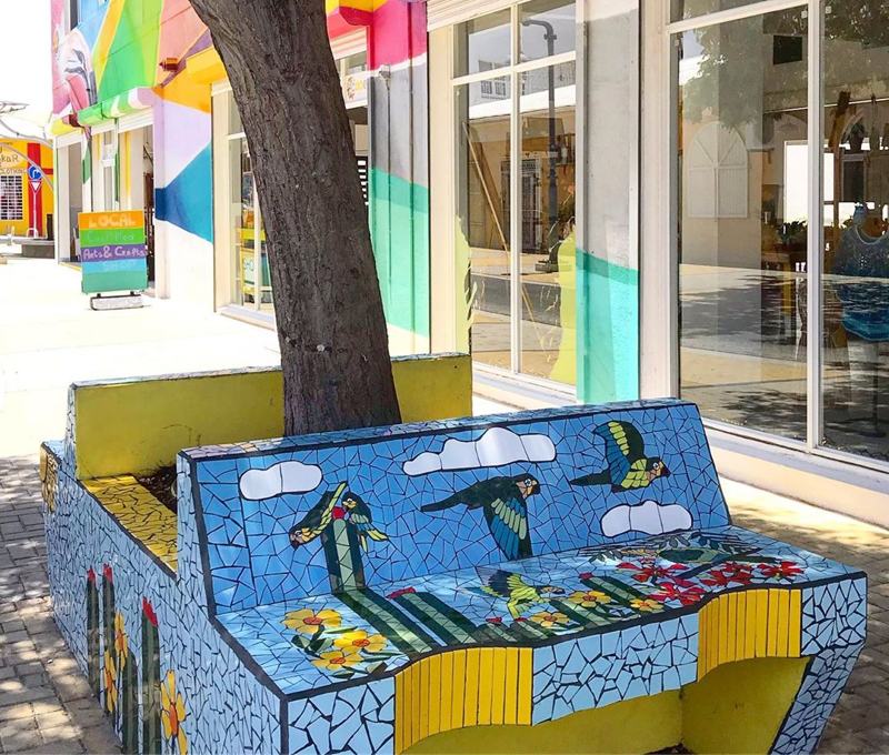 photo-by-wanderery_alice-mosaic-benches-inmainstreet-san-nicolas-with-prikichis-and-cacti