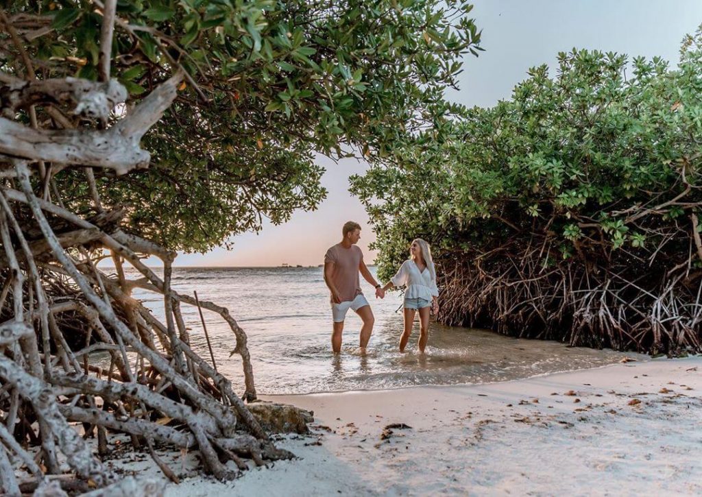 Unique Ways to Celebrate Valentine’s Day in Aruba (Without the Crowds)