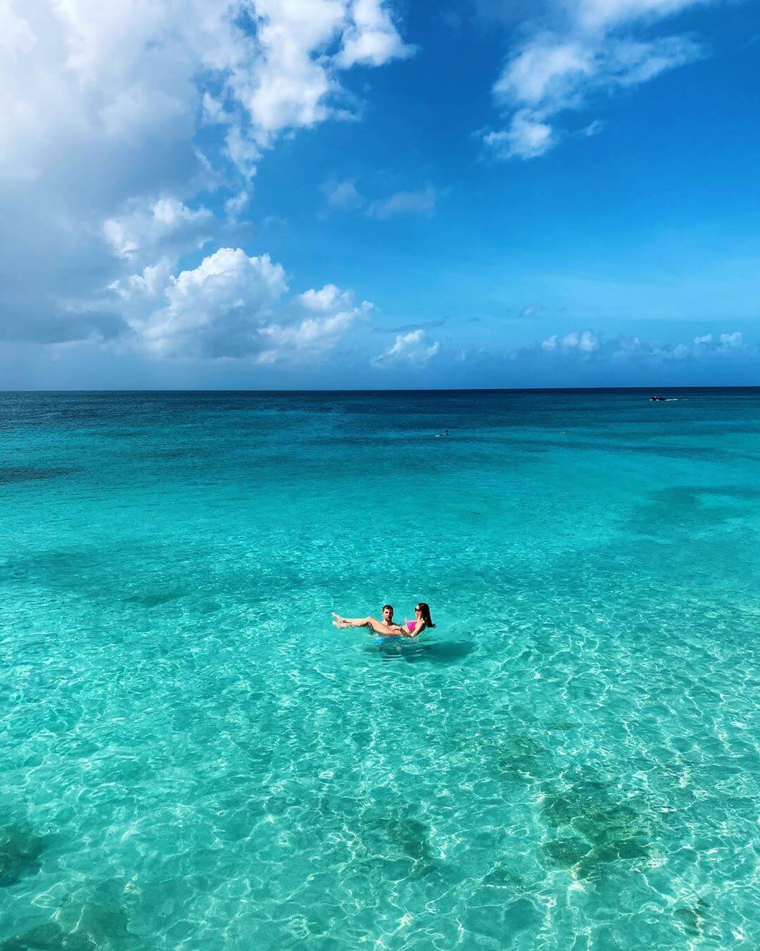 photo-by-bulosina-aka-carolina-bulos-aruba-travel-photography-caribbean-sea