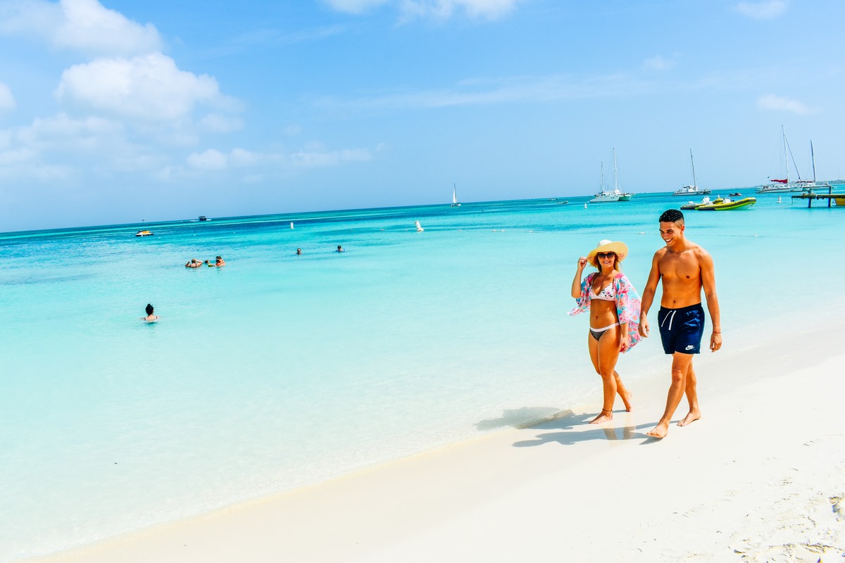 Why Now May Be the Perfect Time for Couples to Visit Aruba