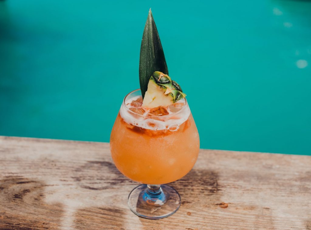 Where to Find the Best Cocktails in Aruba
