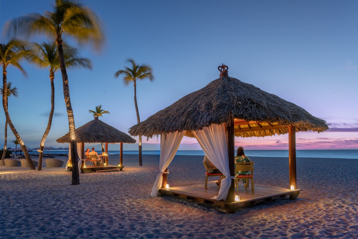 Best Romantic Dining in Aruba for Date Night