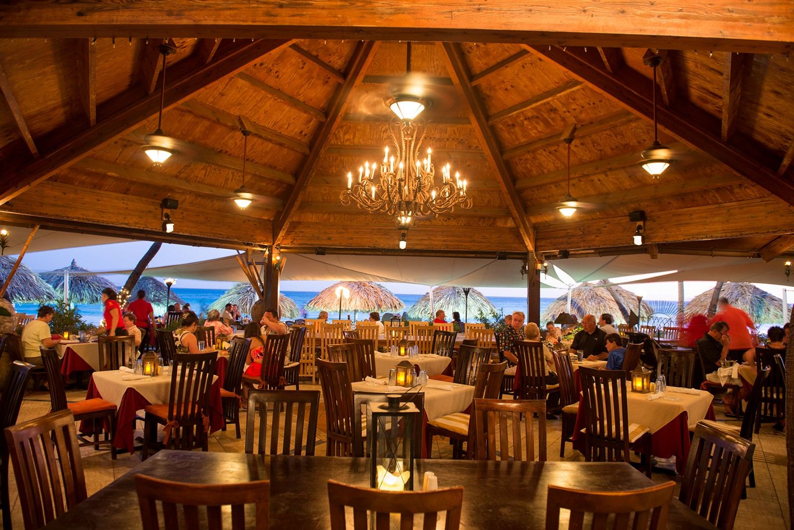 Matthew s Beachside Restaurant VisitAruba
