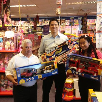 Marriott Care Foundation Donated Over 2000 Florins In Toys To Victims Of Sandy