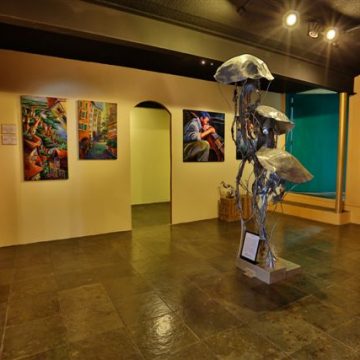 Contemporary art and sculpures at LAmerica Gallery
