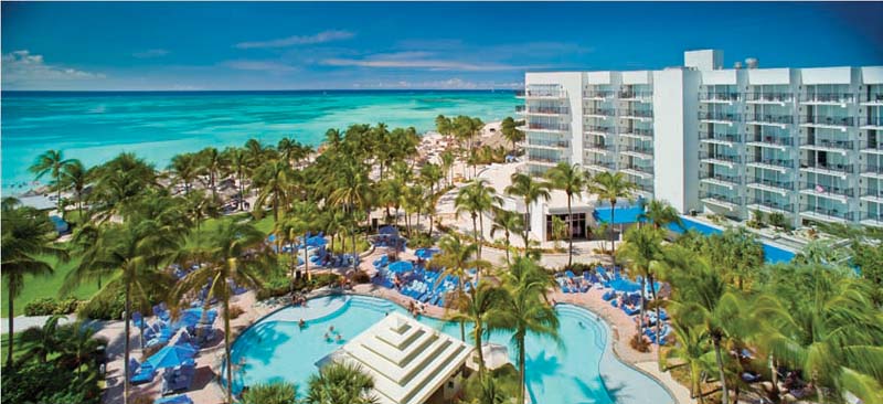 Aruba Marriott Resort earns “Hotel of the Year” award