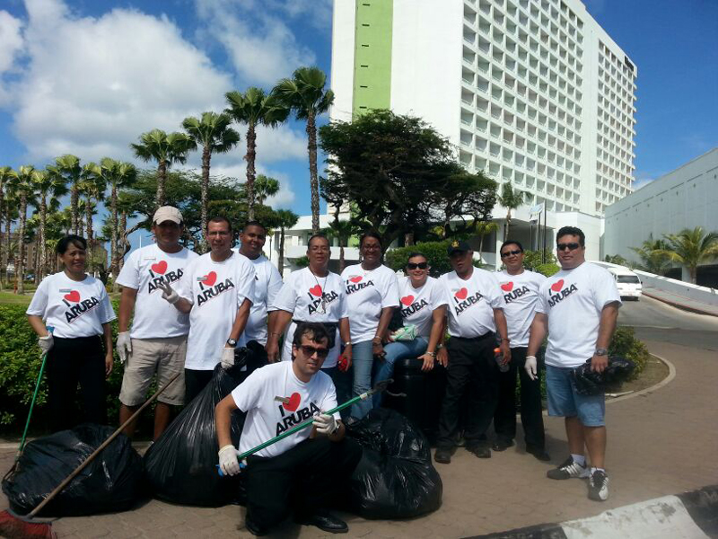 Aruba Westin’s Food & Beverage Department scoured Bubali Bird Sanctuary Area