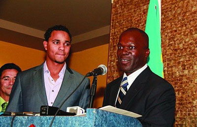 Aruba News by VisitAruba - Warm welcome home for Xander Bogaerts at Aruba  International Airport