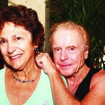 The Slavins spend their fiftieth anniversary on Aruba