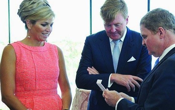 Aruba Central Bank memorializes HM King Willem-Alexander and HM Queen Maxima