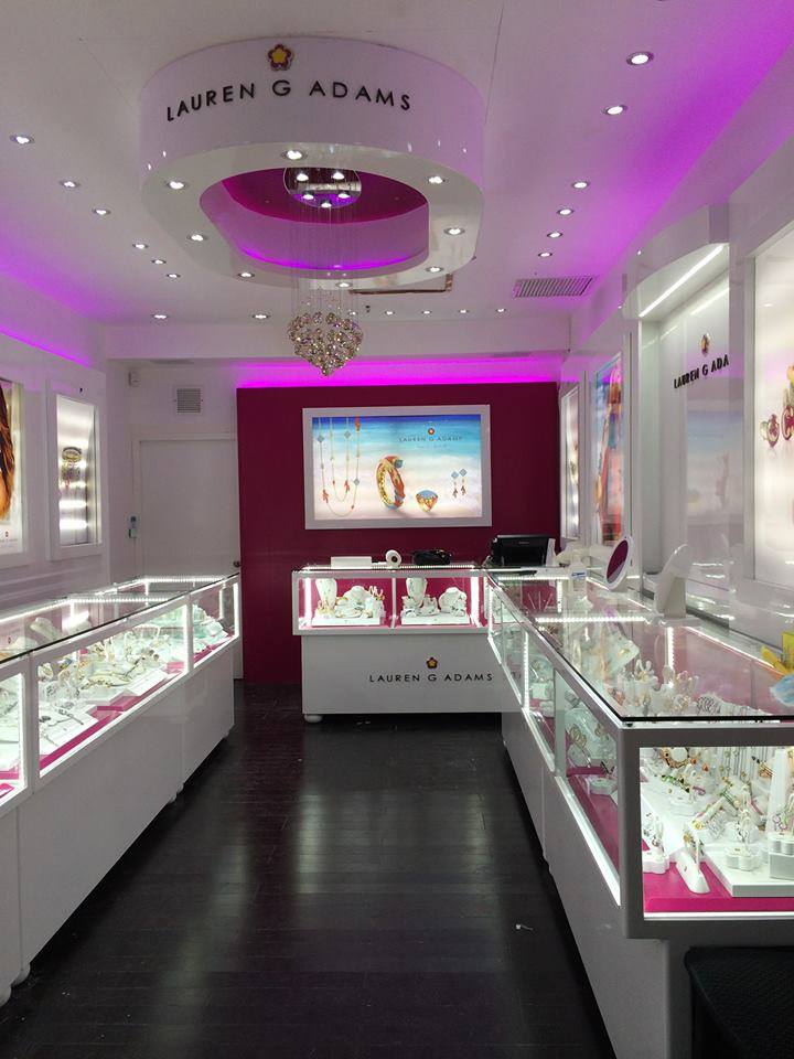 Popular jewelry line, Lauren G. Adams, opens its first signature store in the Caribbean at the Paseo Herencia Mall in Aruba