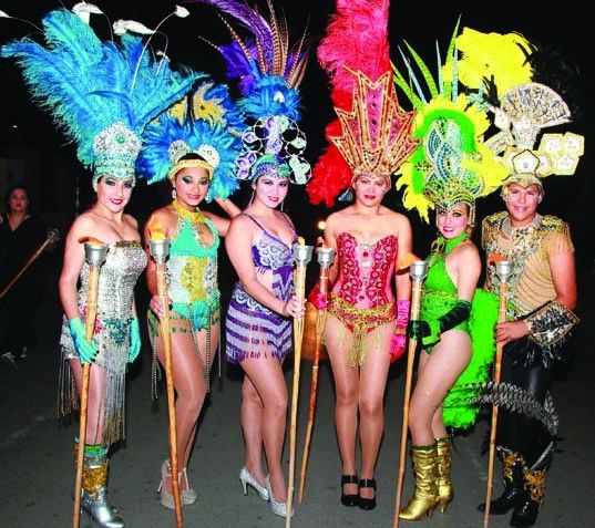 Aruba's Carnival Season 2014 has started with the Torch Parade