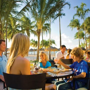 La Vista Restaurant in Aruba offering a special brunch in connection with the "Dia di Betico" celebration