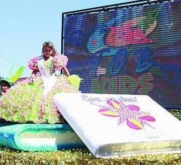 Aruba Grand Children's Parade enchants all as the island kids presented their fabulously cute costumes and sparkling floats