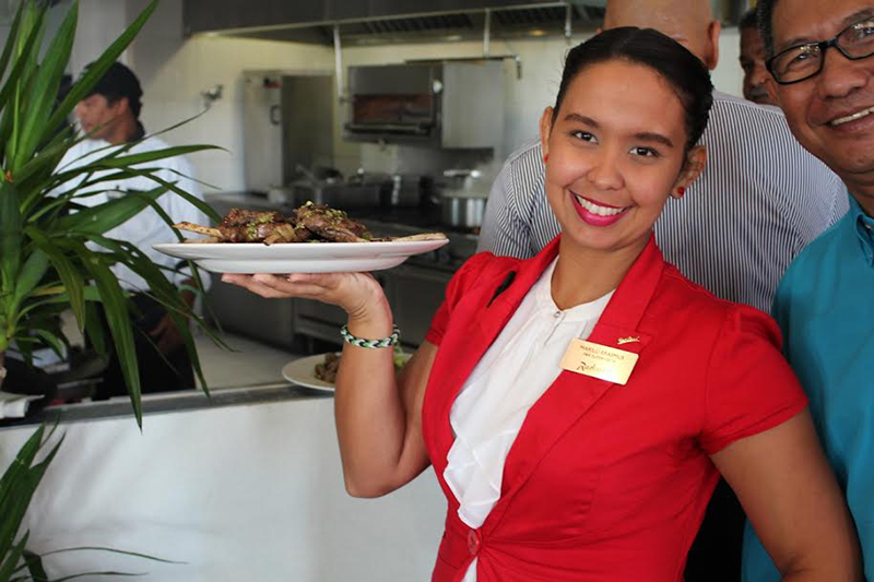 Sunset Grille Restaurant at the Radisson Aruba Resort presented upcoming resort events to the members of the press