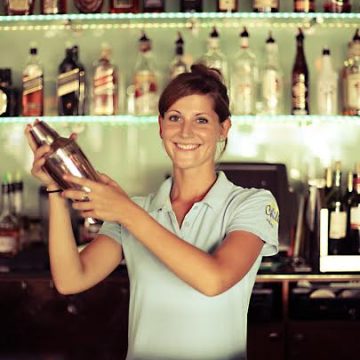 Aruba CILO City Lounge invites you to come on over on Friday afternoons with a special two for one special price