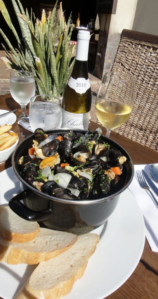 Mussel season at Papillon Restaurant Aruba