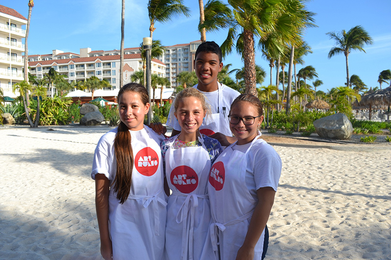 Art Rules Aruba’s hamburger contest, hosted by the Aruba Marriott Resort & Stellaris Casino, was a savory success