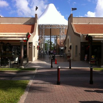 Aruba Renaissance Marketplace add a new addition to mall