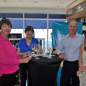 Maggy's Aruba in San Nicolas first to earn Certification Award in Service Delivery