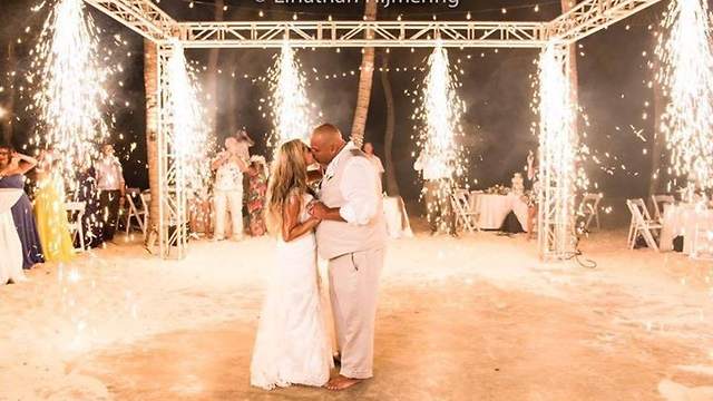 Entertainment Company From New Jersey Lands in Aruba for a Destination Beach Wedding