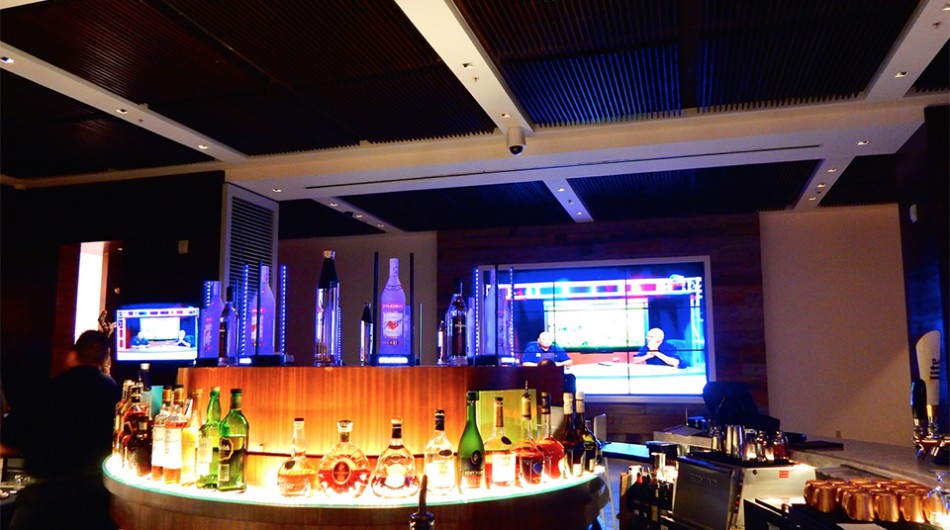 Lobby Bar at the Aruba Marriott Resort named best lobby bar in Aruba