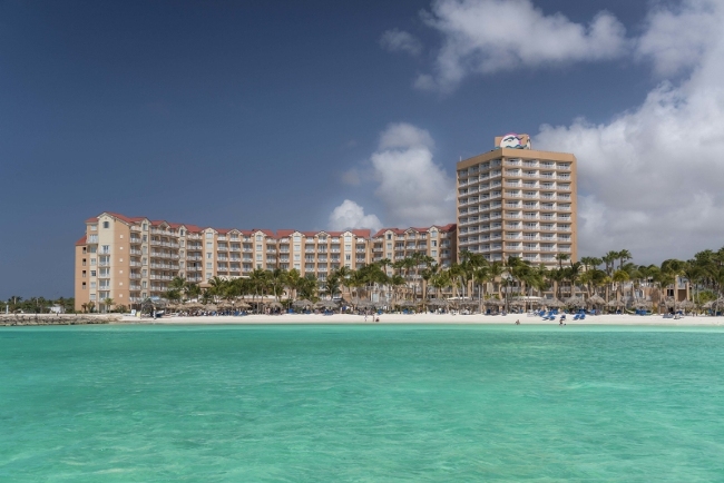 Savor the Sunny Days of Summer and Escape to Aruba