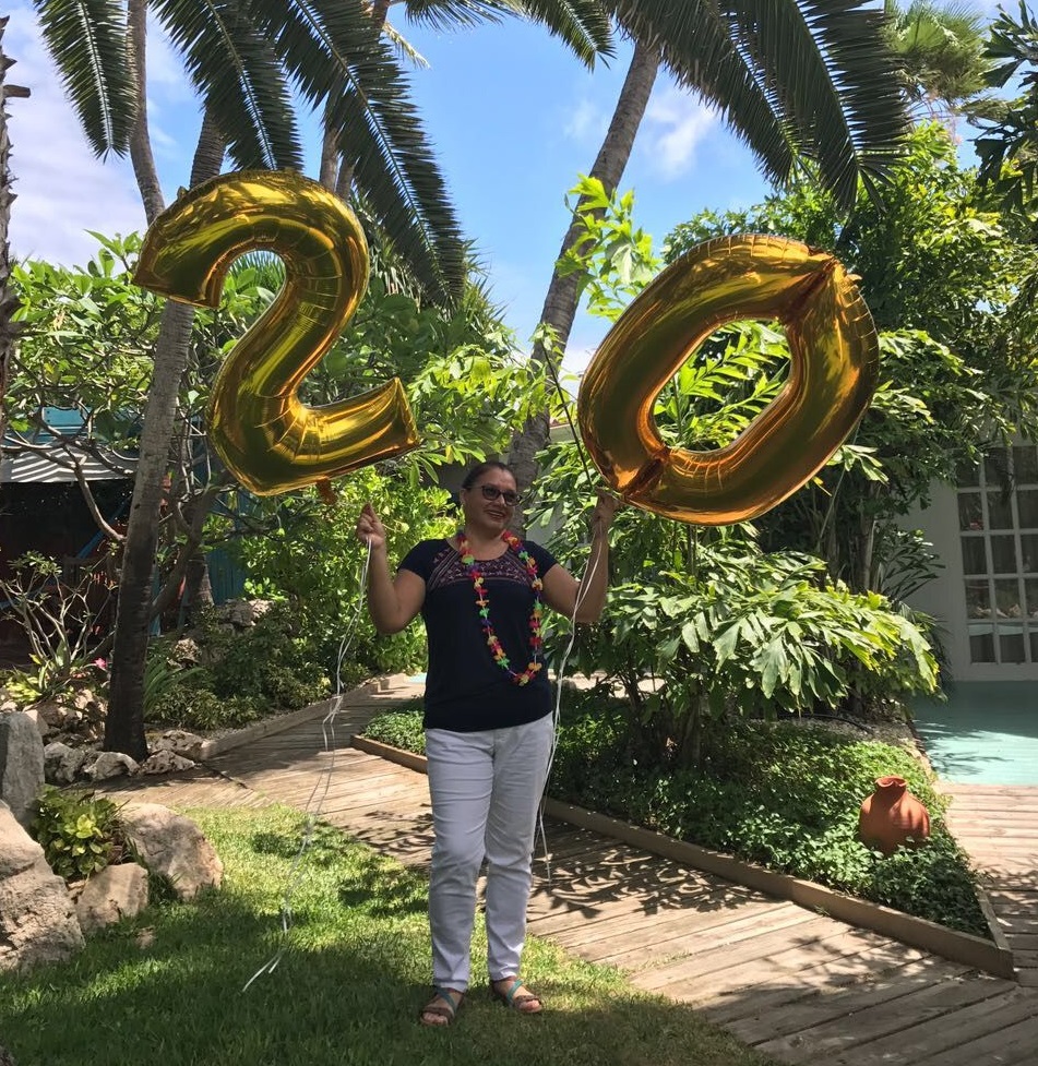 Boardwalk Hotel Aruba Celebrates Employee's 20th Anniversary