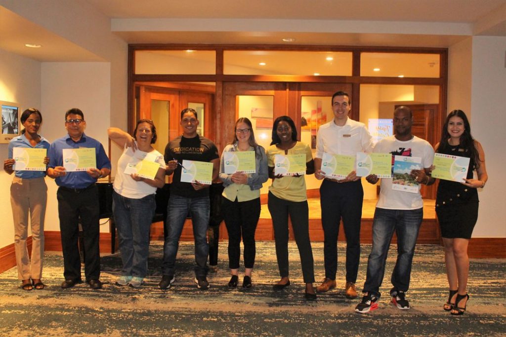 Hilton Aruba Graduates with Zjeito