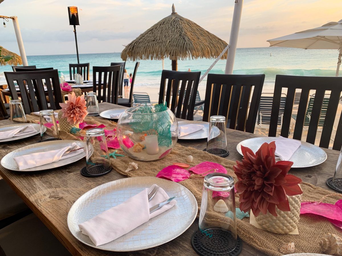Matthew’s Beachside Restaurant, The Perfect Venue for Weddings and Romance in Aruba