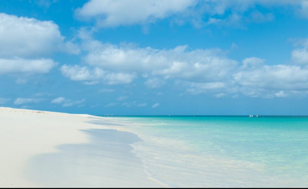 Aruba’s Eagle Beach Ranks No. 1 in the Caribbean and No. 2 in the World, According to Tripadvisor
