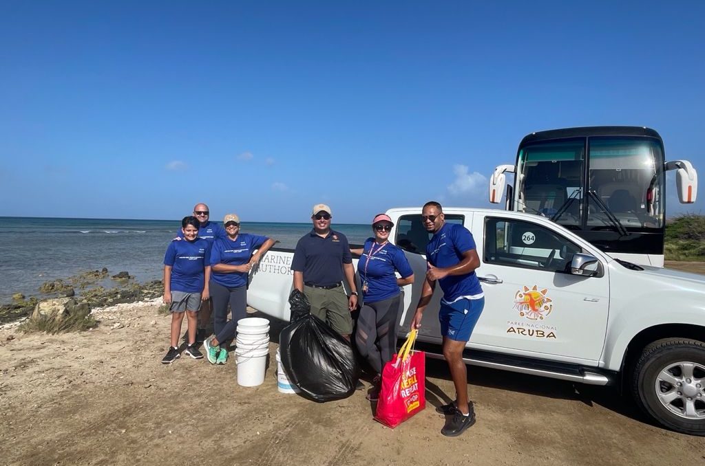 Enthusiastic Aruban Turnout for World Cleanup Day 2021