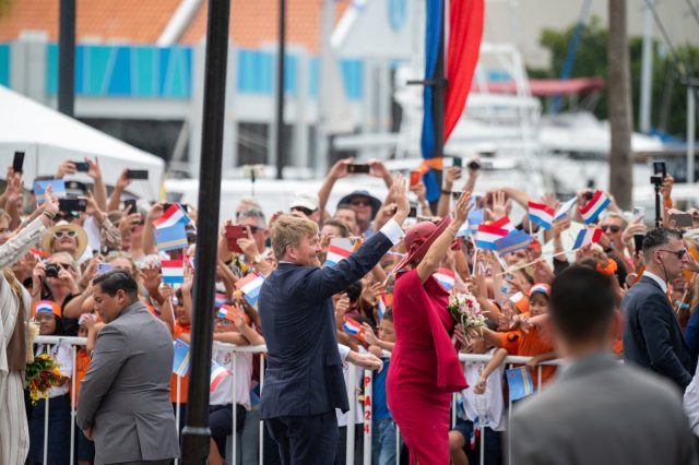 Dancing Queen! Maxima of the Netherlands wows Aruba crowds with