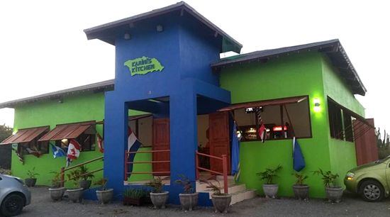 Kaminis-Kitchen-VisitAruba-Aruba-restaurant-contact-location-info-550.jpg