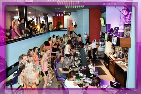 glitz-casino-liquid-lounge-aruba-location-and-contact-opening-hours-info-visitaruba-550.jpg