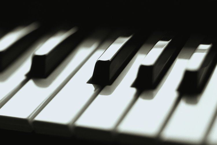 piano_keys_01.jpg